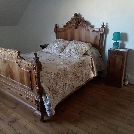 La Chambre De La Boule D 'Or Lanvallay Exterior photo
